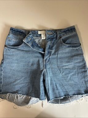 H&M Light Wash Denim Cutoff Shorts - Blue